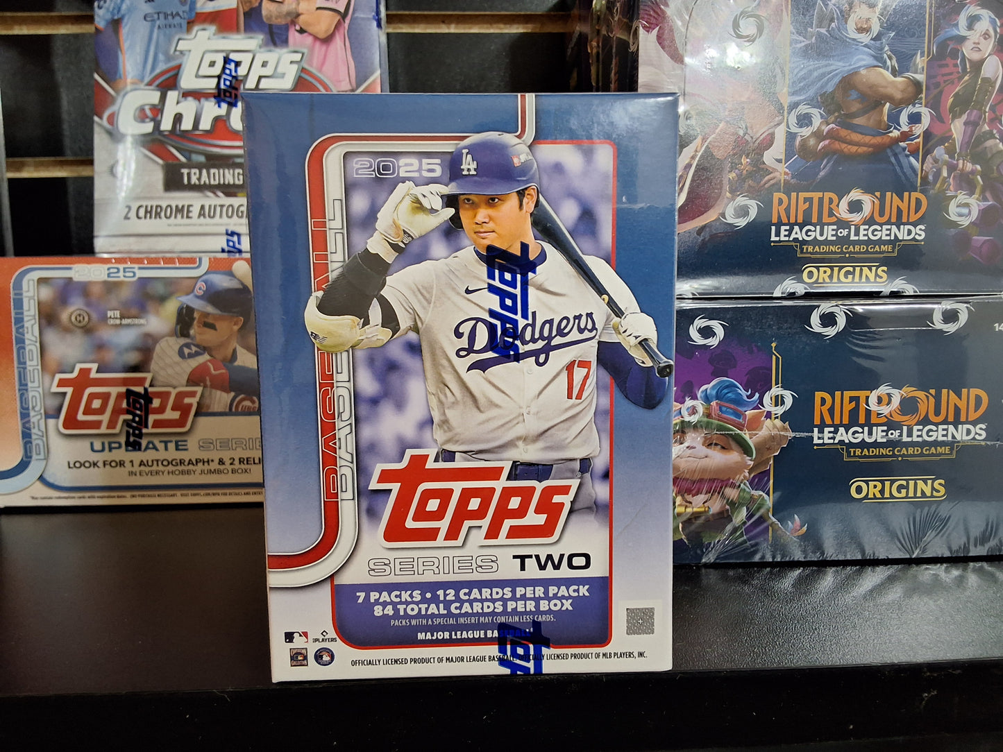 Topps MLB Seriee 2 2025 Value Box